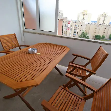 Apartment Gigi Same *